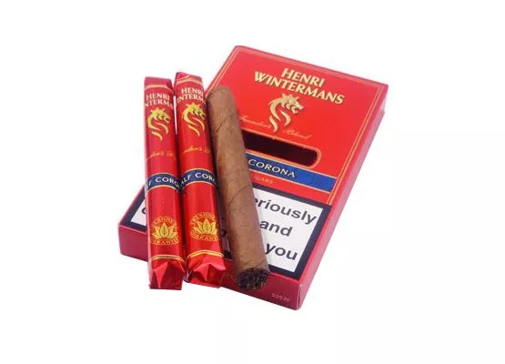 Henri Wintermans little cigars: the delicate taste is perfect to discover unwinding and serenity in a tranquil minute